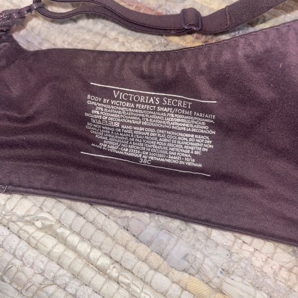 Victoria’s Secret Plum Body By Victoria Perfect Shape Lace Front Padded Bra - Picture 5 of 6